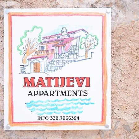 Matijevi Apartments Sistiana Bagian luar foto