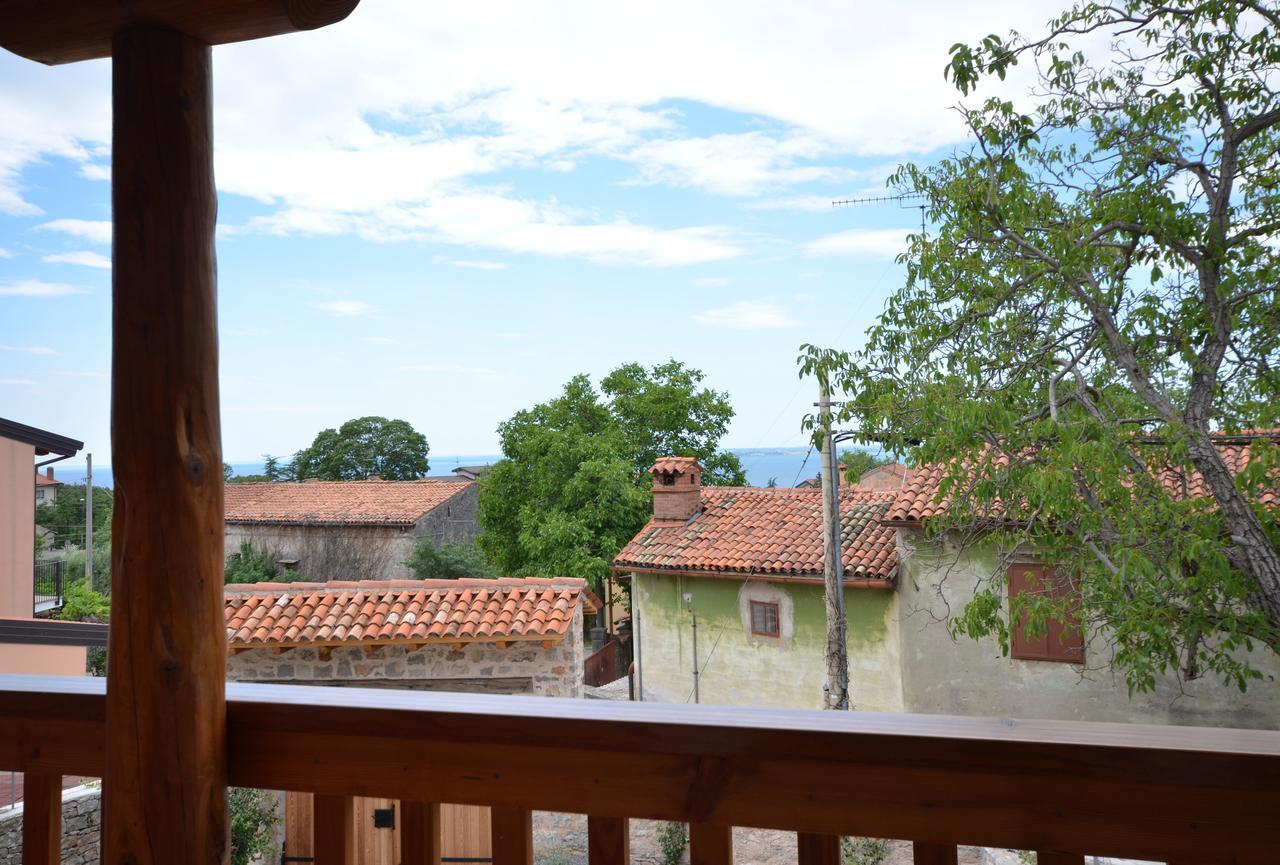 Matijevi Apartments Sistiana Bagian luar foto