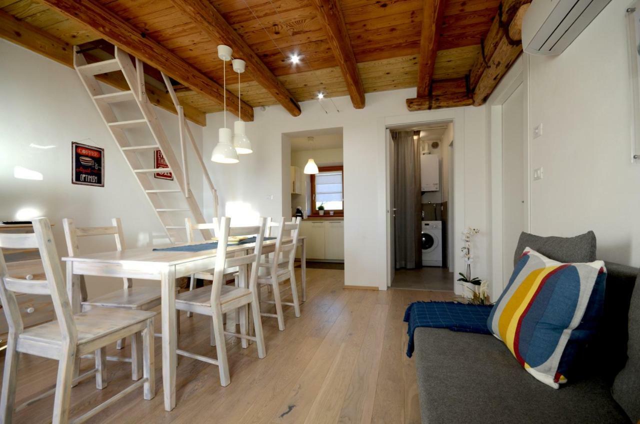 Matijevi Apartments Sistiana Bagian luar foto